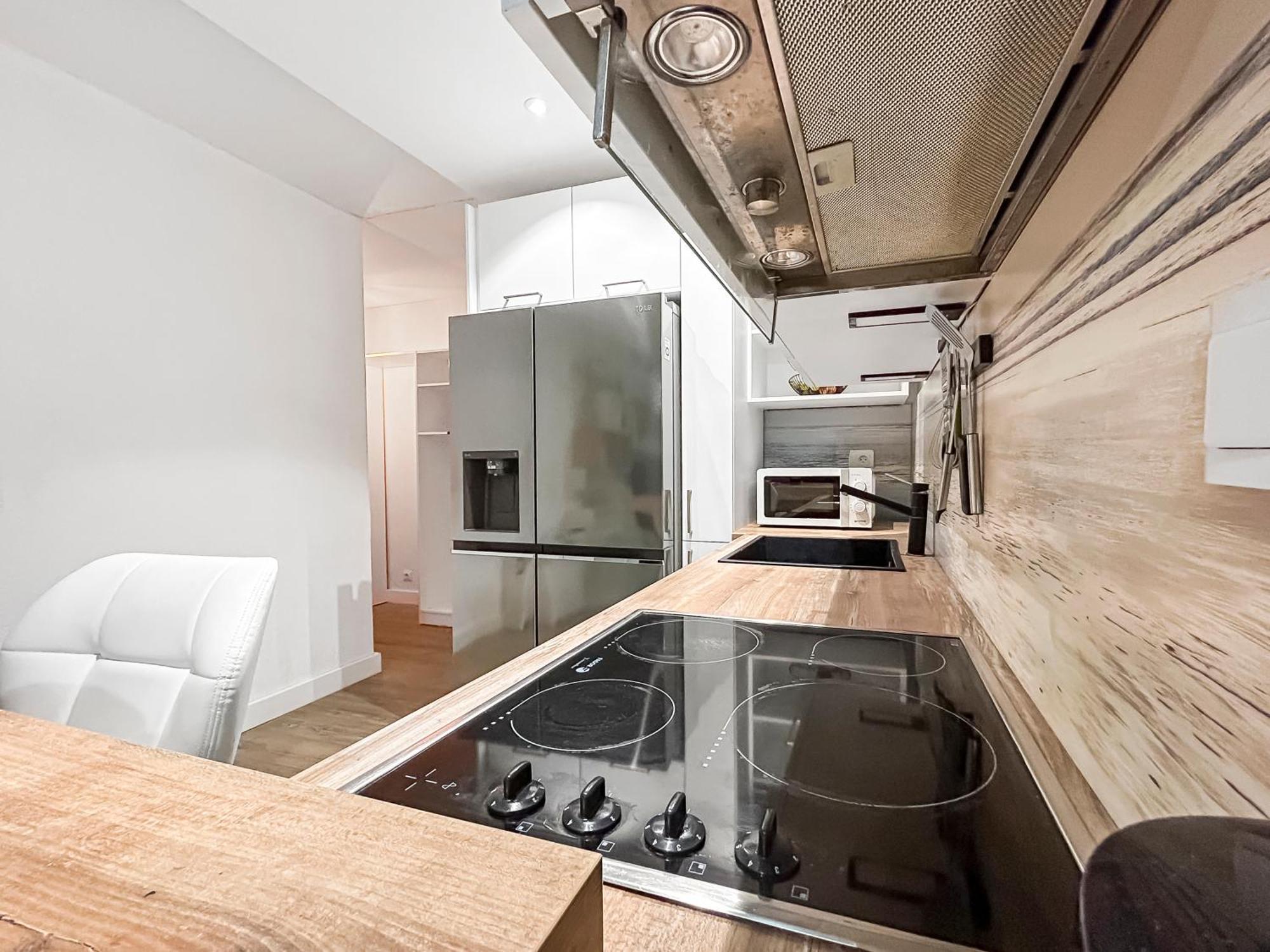 Apartament Balcon, Parking, Piscine Et Clim' A 2 Pas Du Port Santa Lucia Saint-Raphaël Zewnętrze zdjęcie