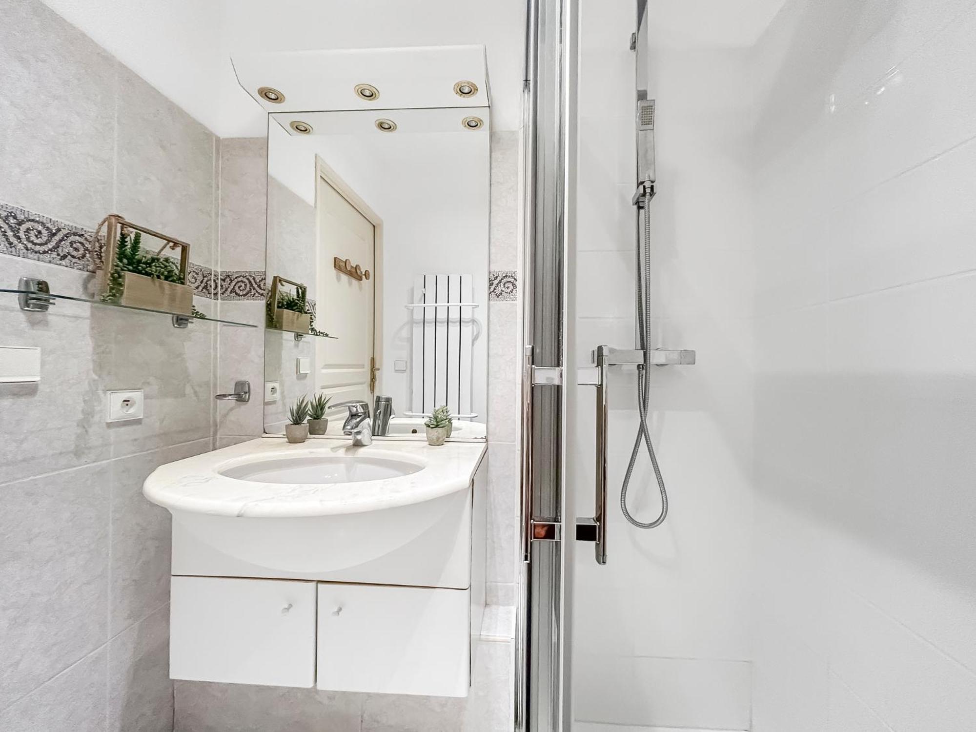Apartament Balcon, Parking, Piscine Et Clim' A 2 Pas Du Port Santa Lucia Saint-Raphaël Zewnętrze zdjęcie
