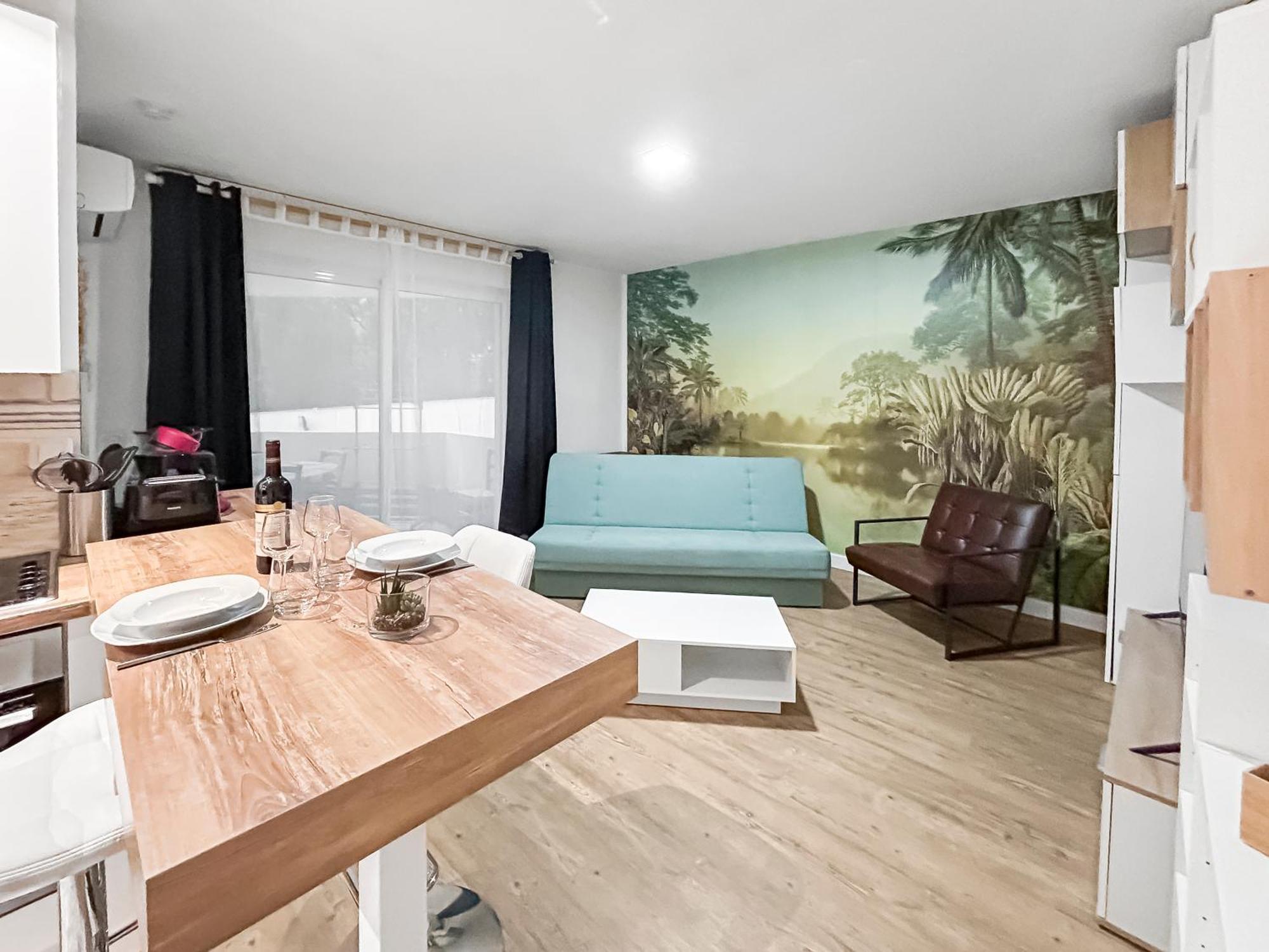 Apartament Balcon, Parking, Piscine Et Clim' A 2 Pas Du Port Santa Lucia Saint-Raphaël Zewnętrze zdjęcie
